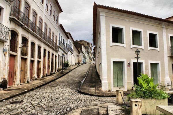 Calles estrechas de la casa puente