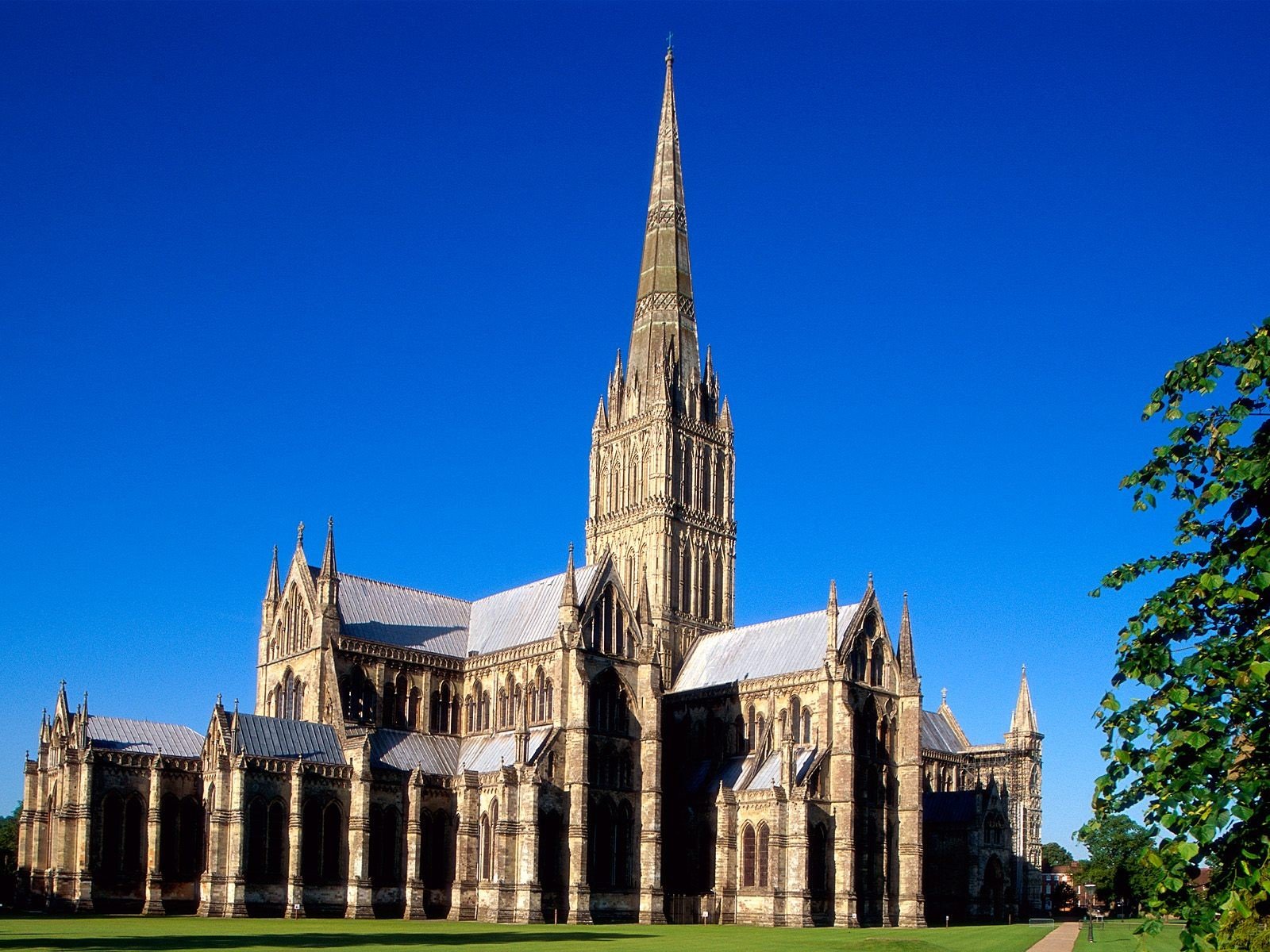 alisbury england cathedral