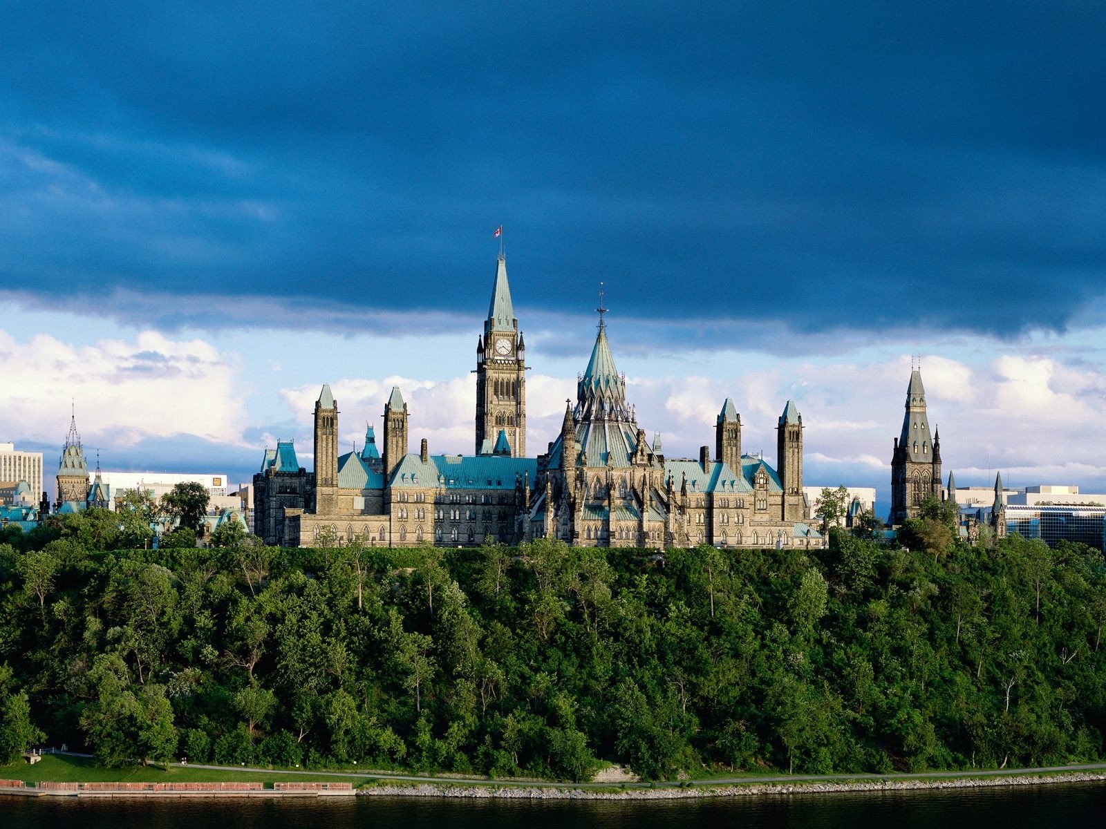 parlamento ontario canadá árboles nubes edificio