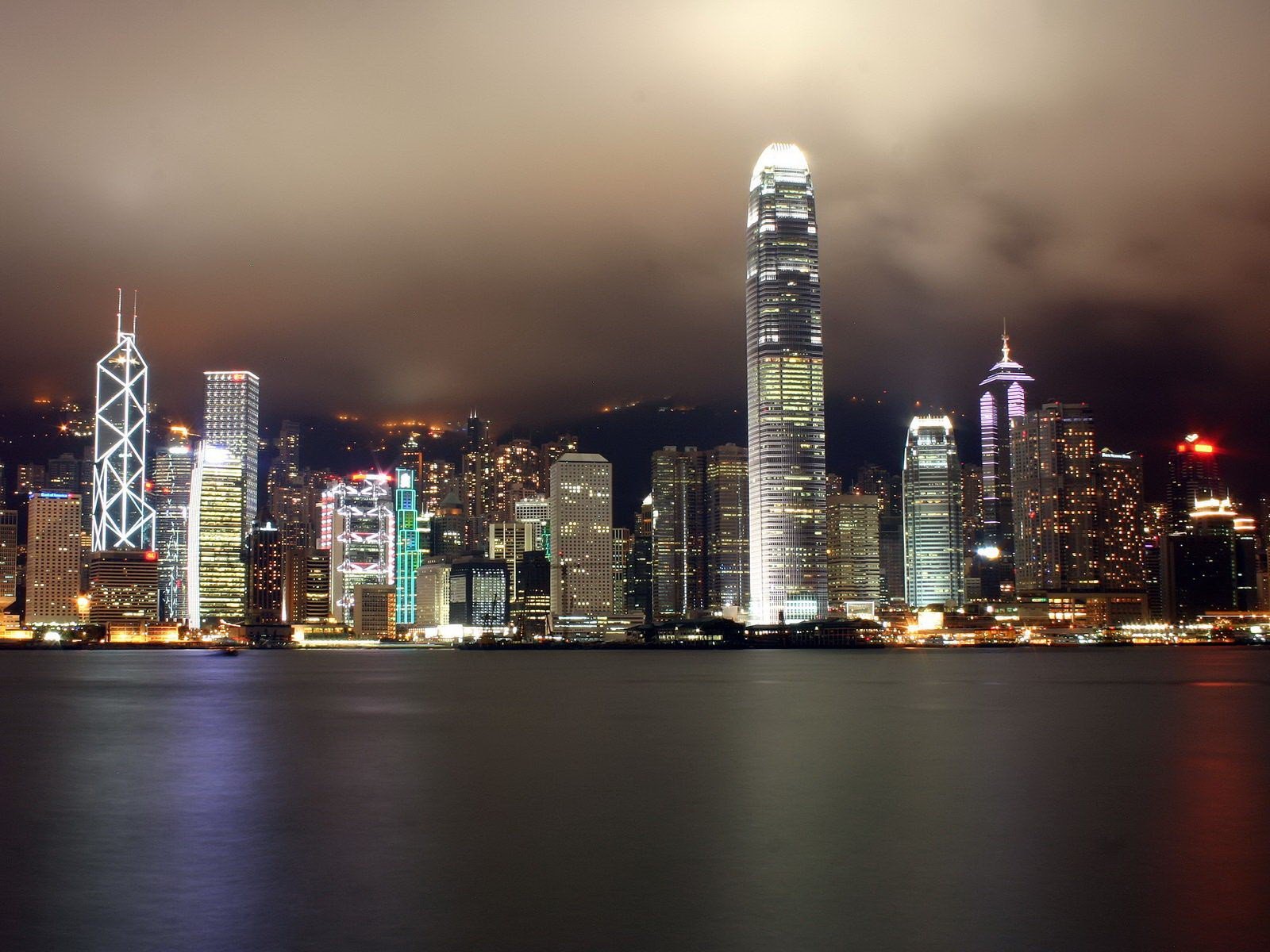 lights night skyscraper hong kong