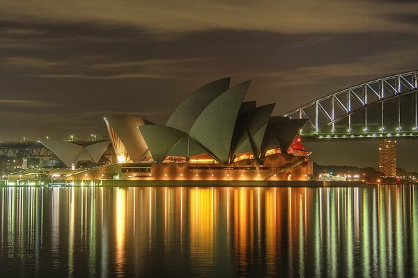 Vue chic sur le bâtiment du théâtre de Sydney