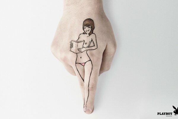 Dessin d une fille nue avec un livre sur les doigts de la main