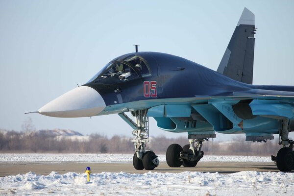 Bombardiere vas Su-34 in inverno