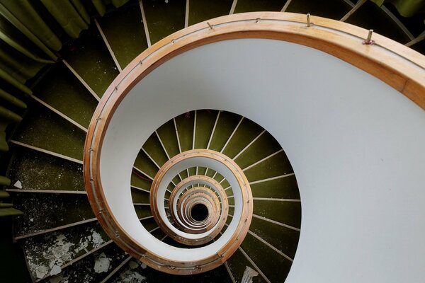 Stairs down with green steppes