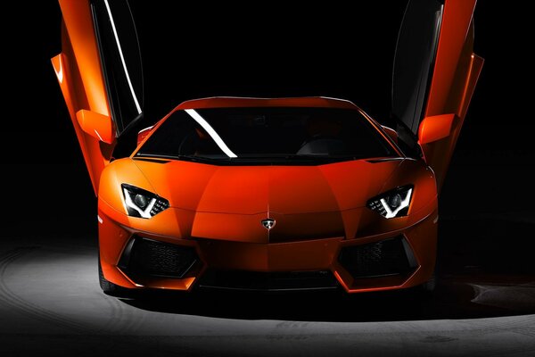 Lamborghini è la supercar più costosa