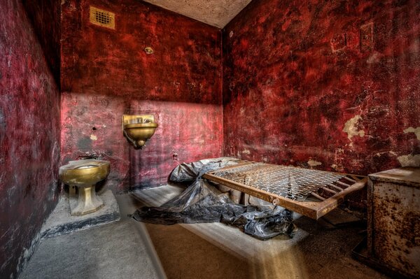 Prison cell creepy photos