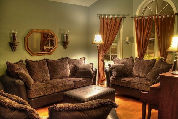 Pokój w stylu klasycznym, brązowe meble