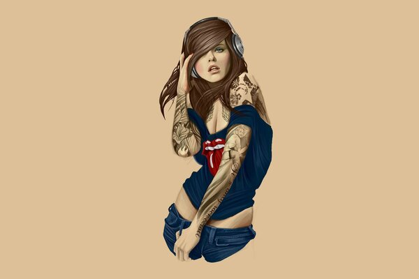 Belle fille avec des tatouages dans les écouteurs