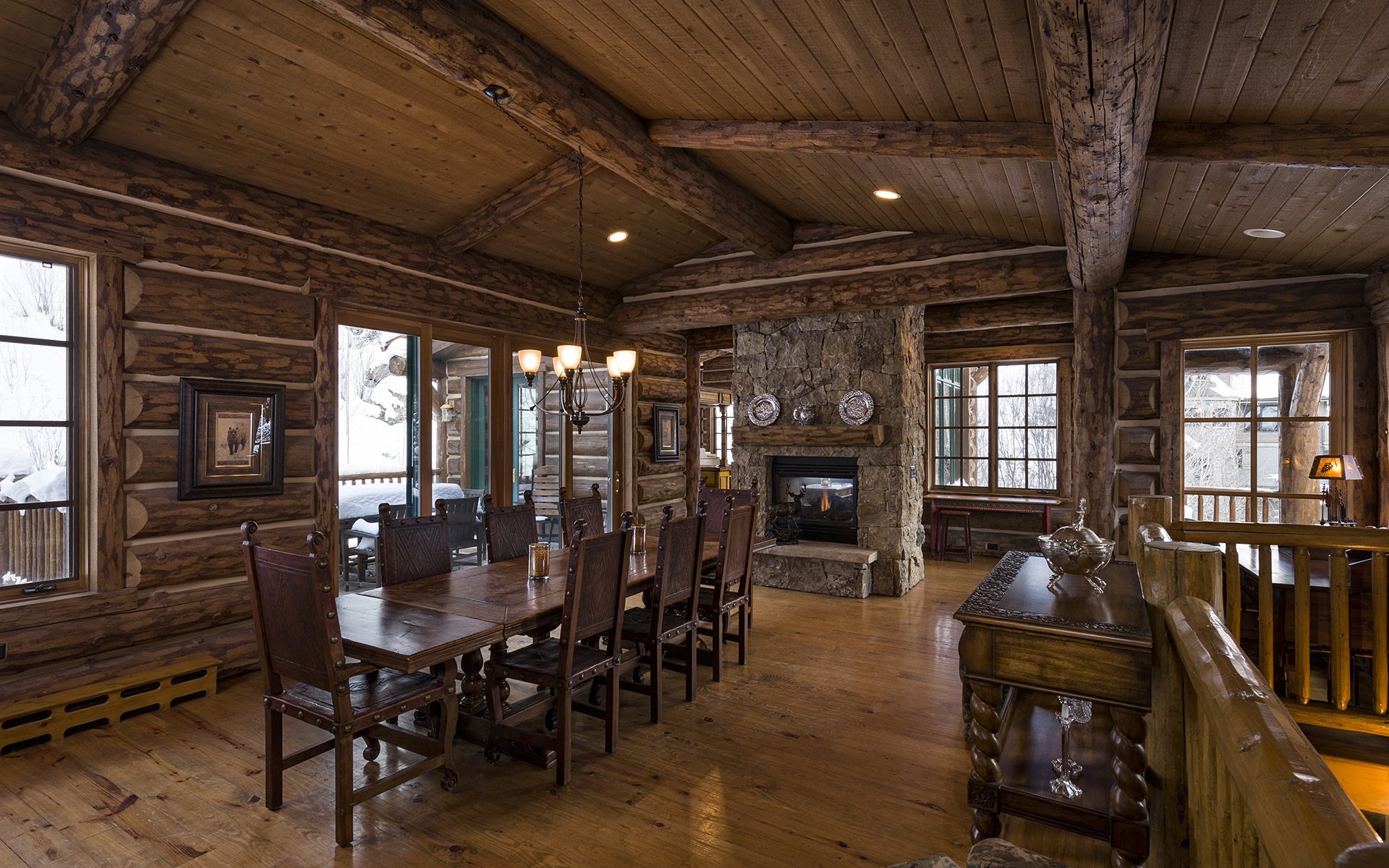 blue sky house dinner room prestigious home magazine