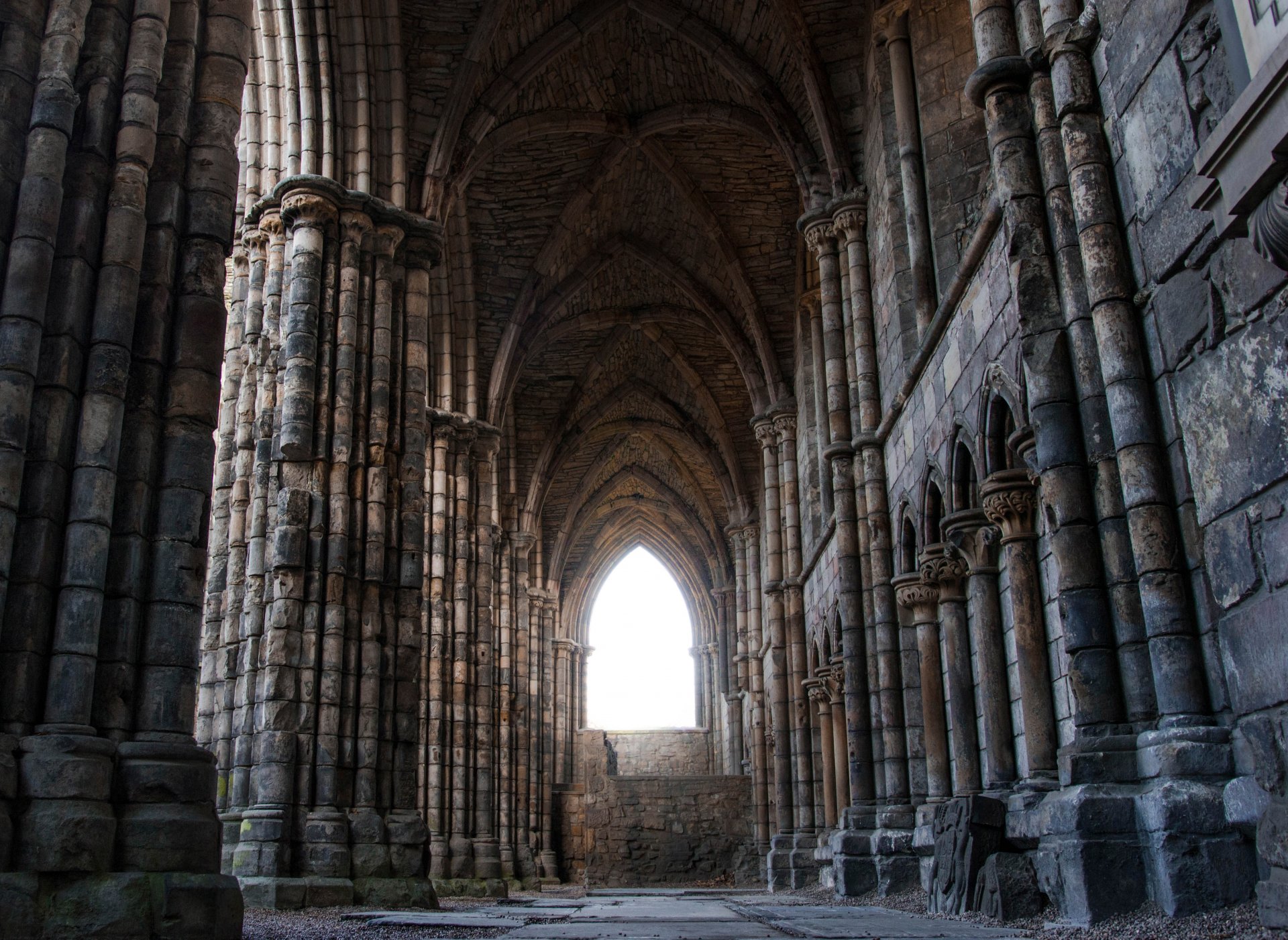 holyrood chapel edinburgh scotland