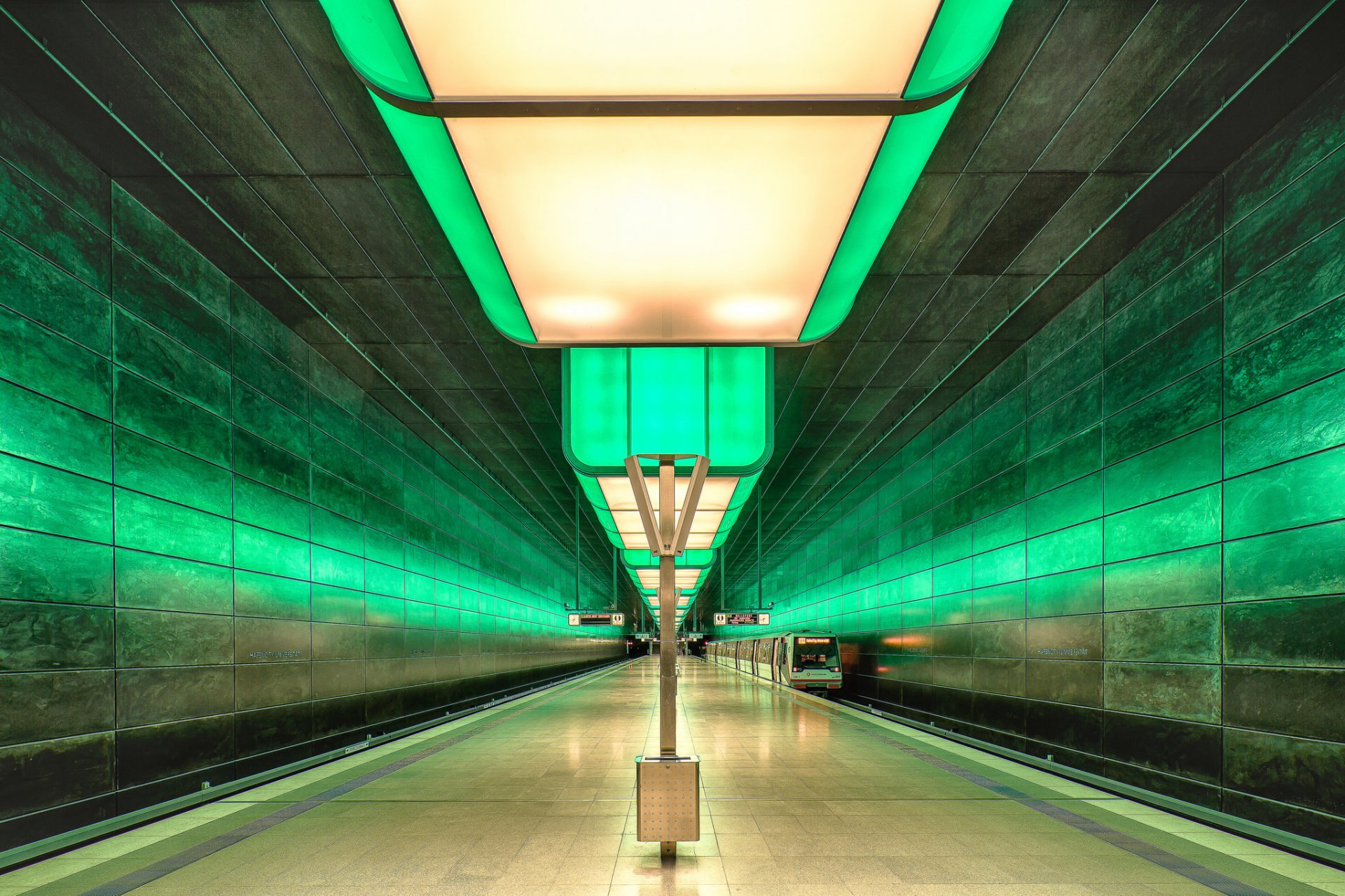 métro station train perón