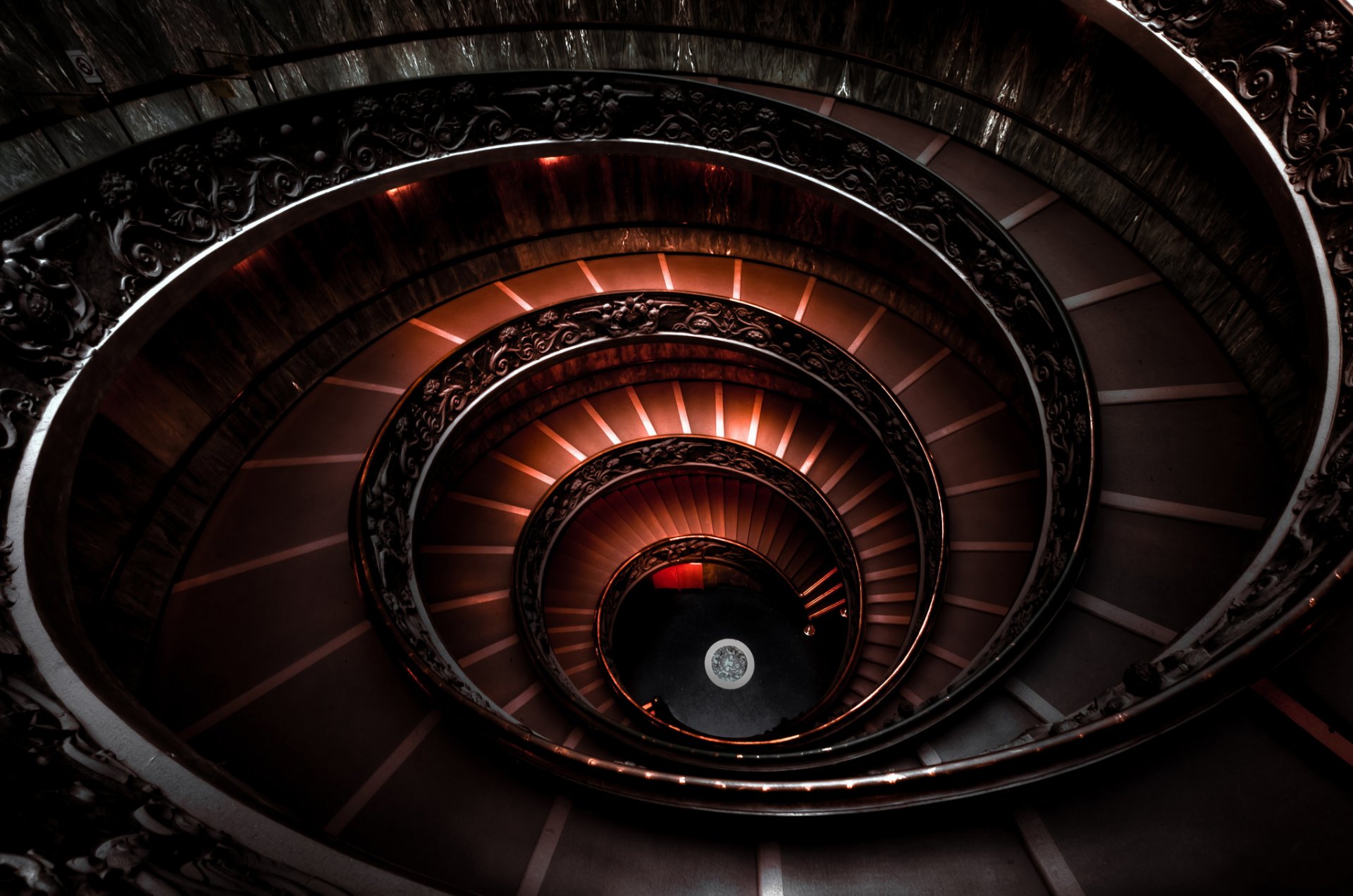 italia museo del vaticano escalera espiral