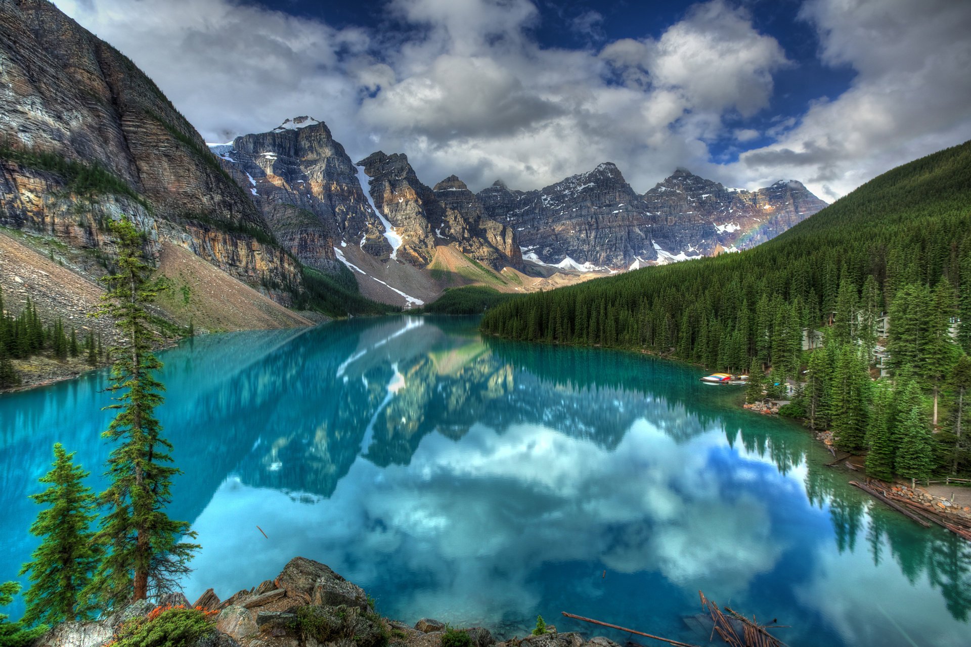 berge kanada wald seen wolken himmel