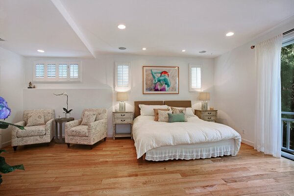 Bedroom. An example of the interior. In a light style