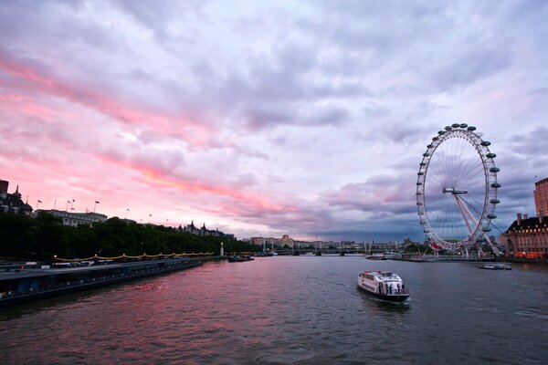 Sonnenuntergang in der britischen Hauptstadt London