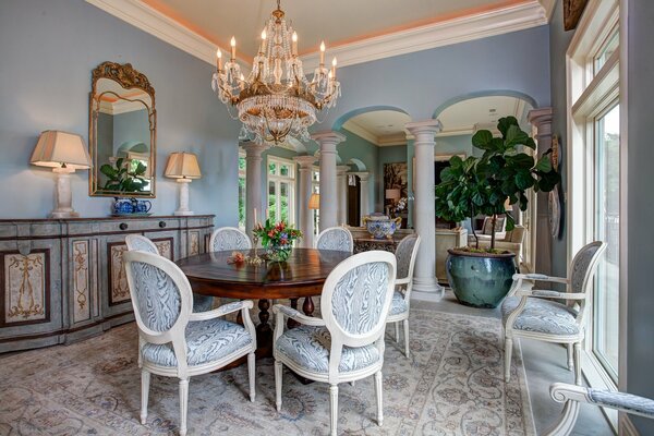 Design of the dining room in blue tones