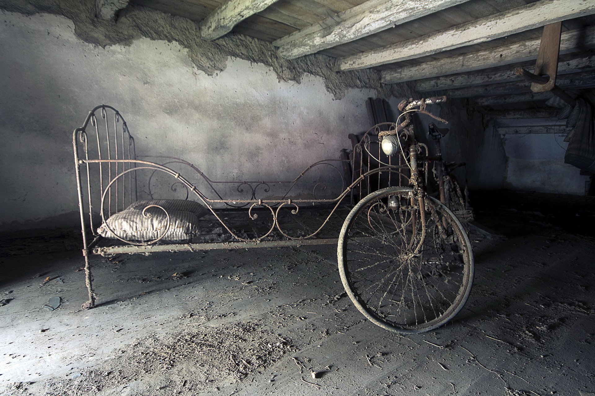 cama bicicleta ático