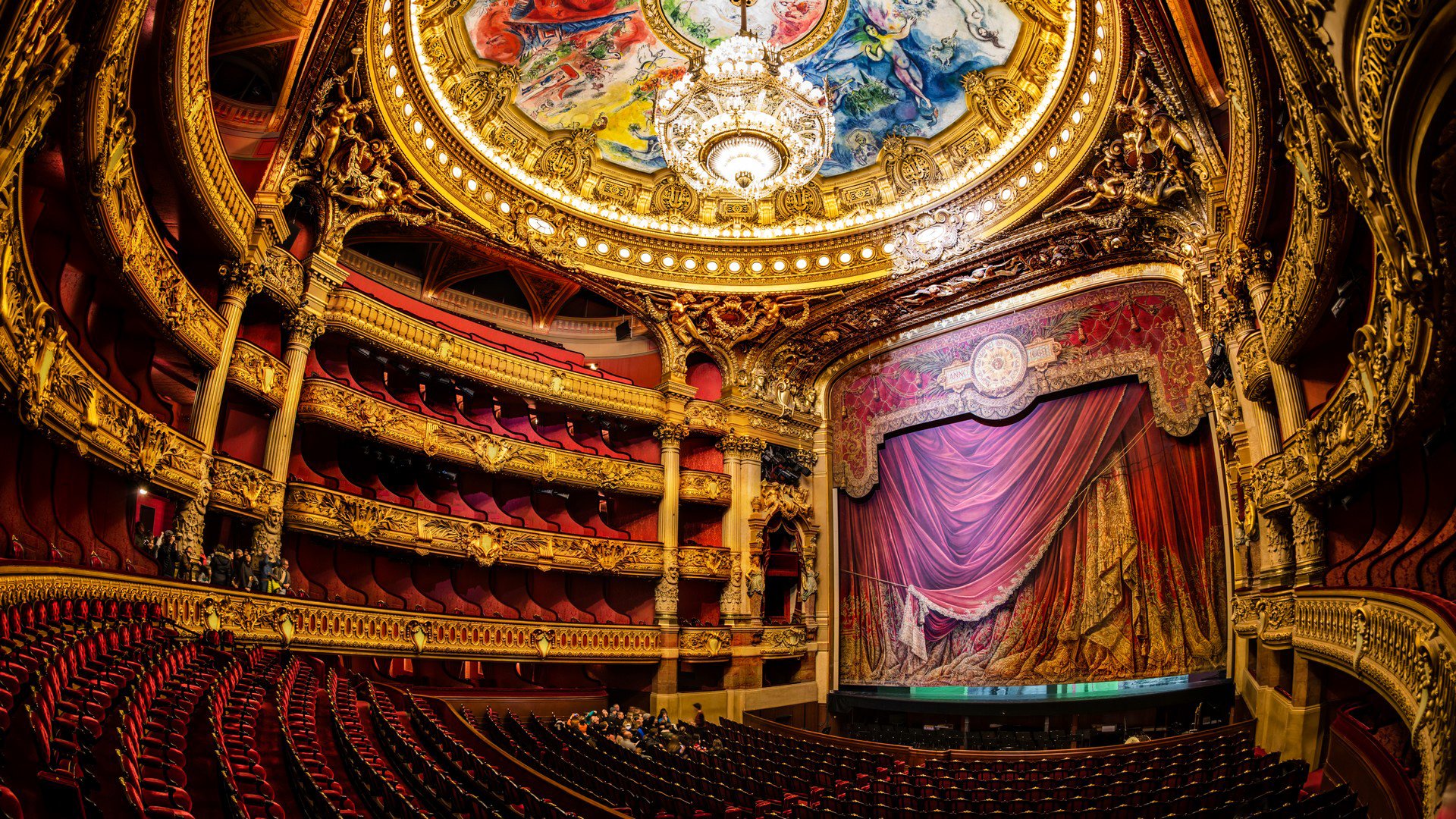 paris opéra théâtre hall scène lustre