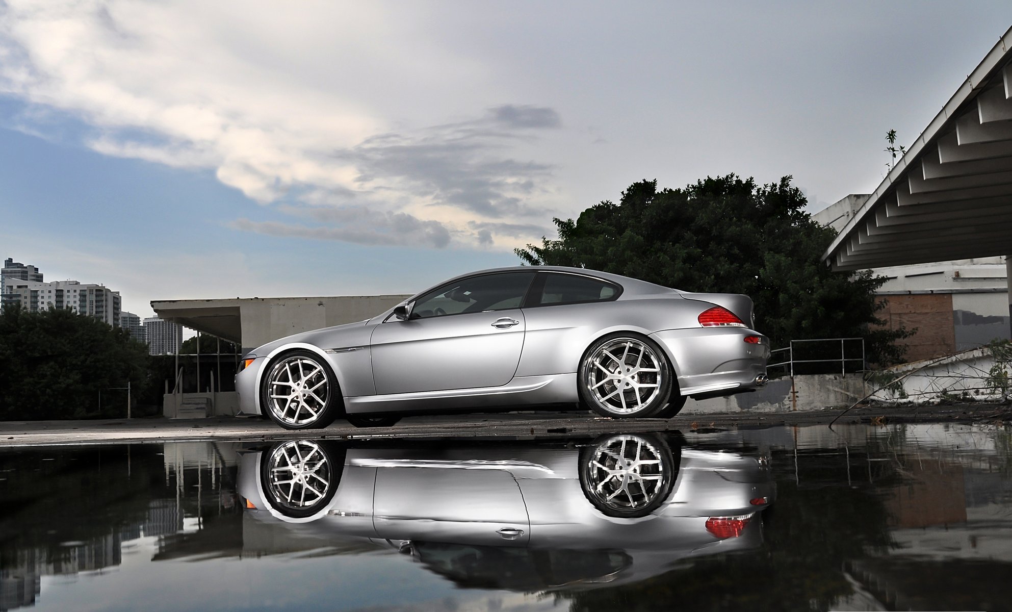 bmw miami отражение wheels m6 silver бмв лужа серебристый e63