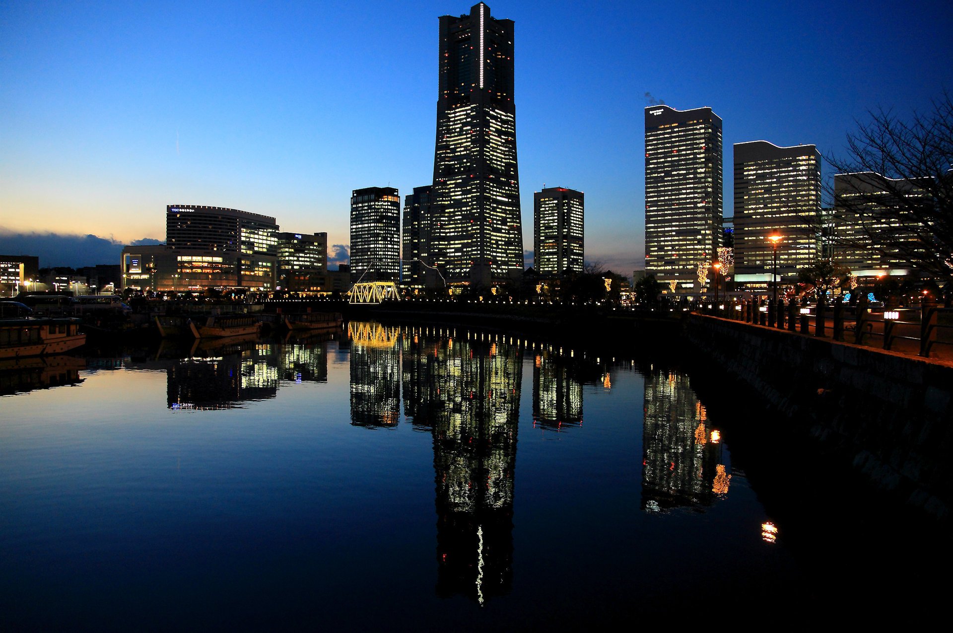 japonia yokohama yokohama wieczór port zachód słońca japan