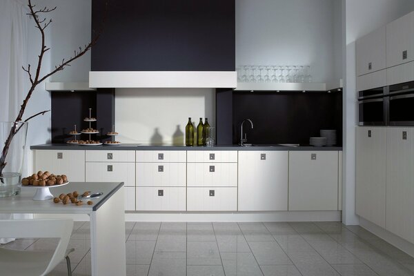 Kitchen design in white