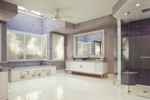 Aesthetic bathroom in a huge house