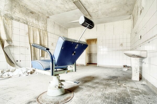 Habitación abandonada. Antiguo hospital