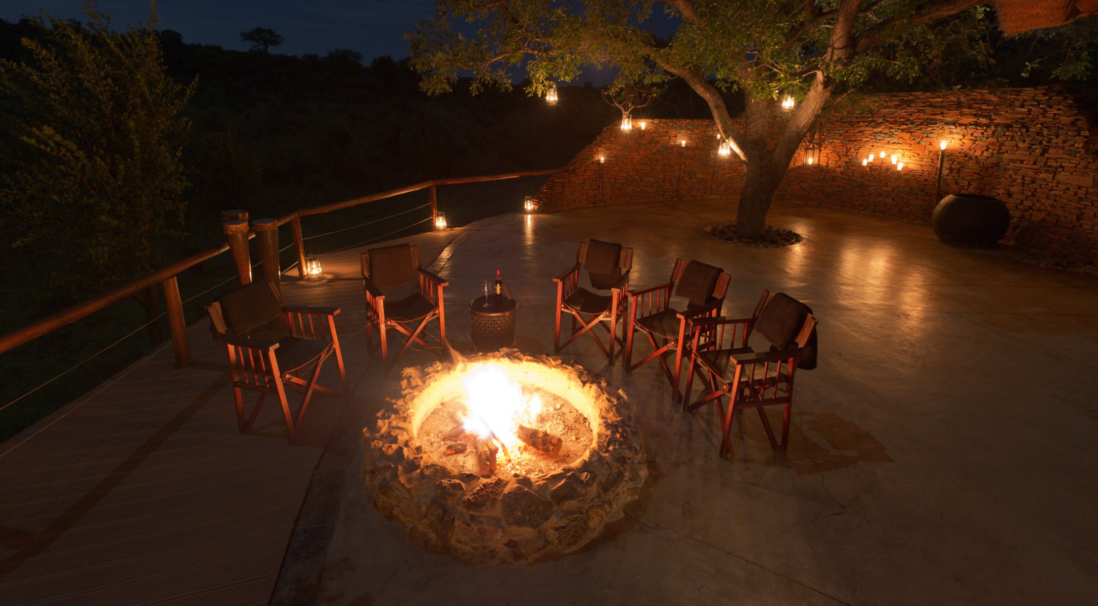 terrasse abend feuer wein