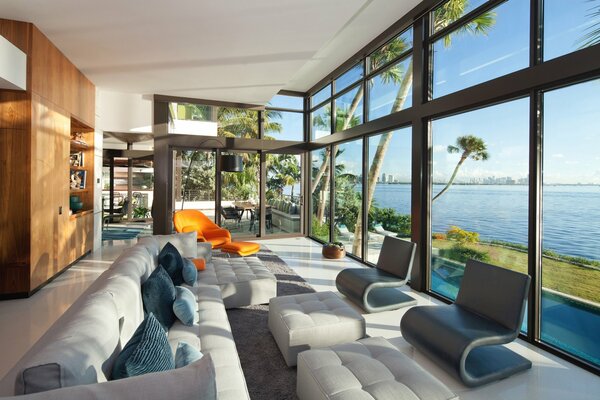 Panoramic windows with sea view