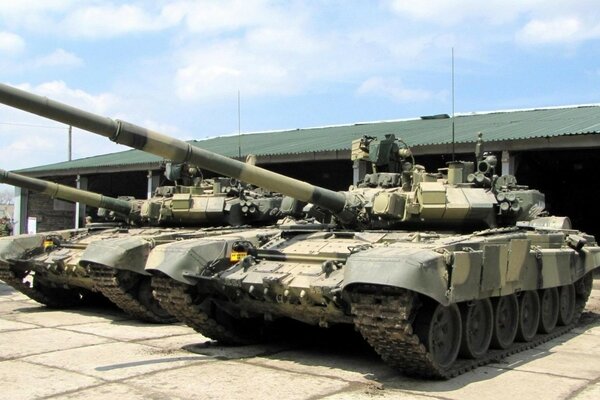 Russischer Kampfpanzer T-90