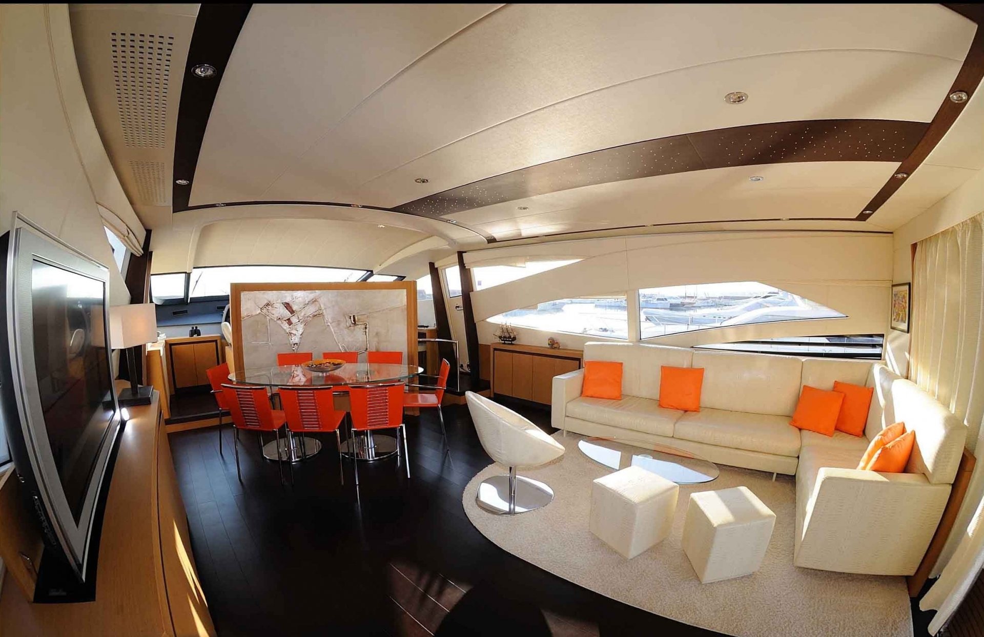 intérieur style design yacht luxe yacht à moteur pershing capri italie