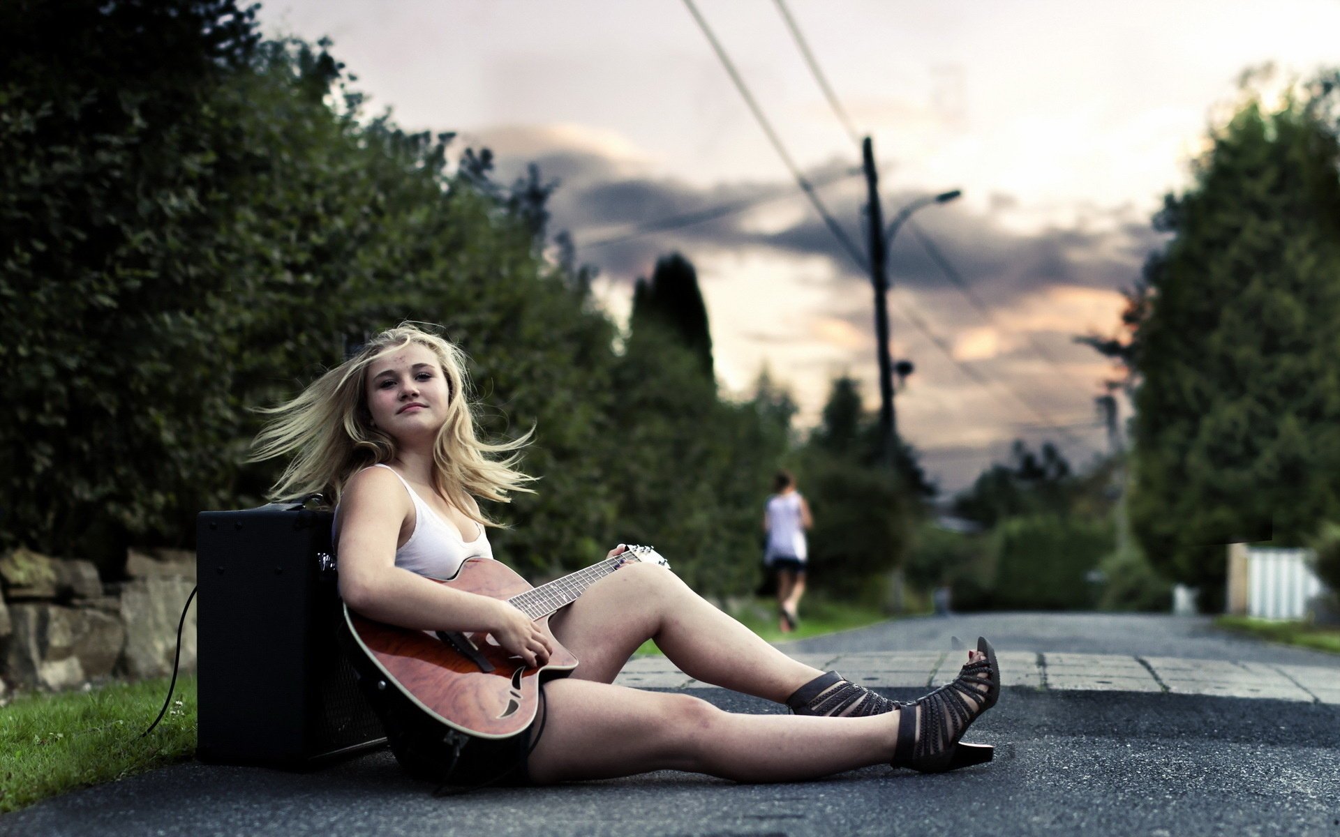 ragazza musica chitarra