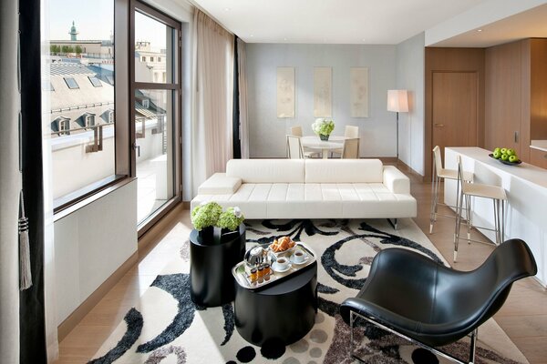 Design elegante del soggiorno, soluzione di interior design leggera