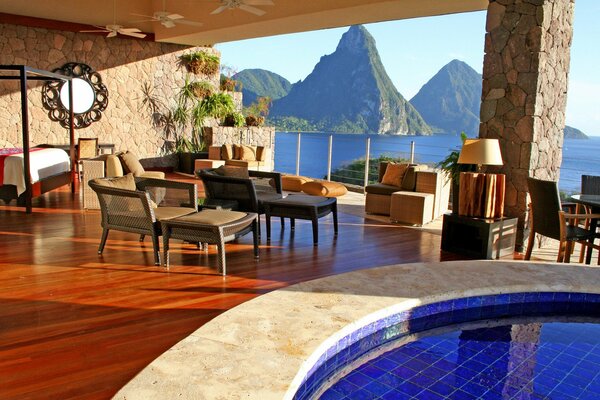 Chambre d hôtel avec piscine et vue sur la mer