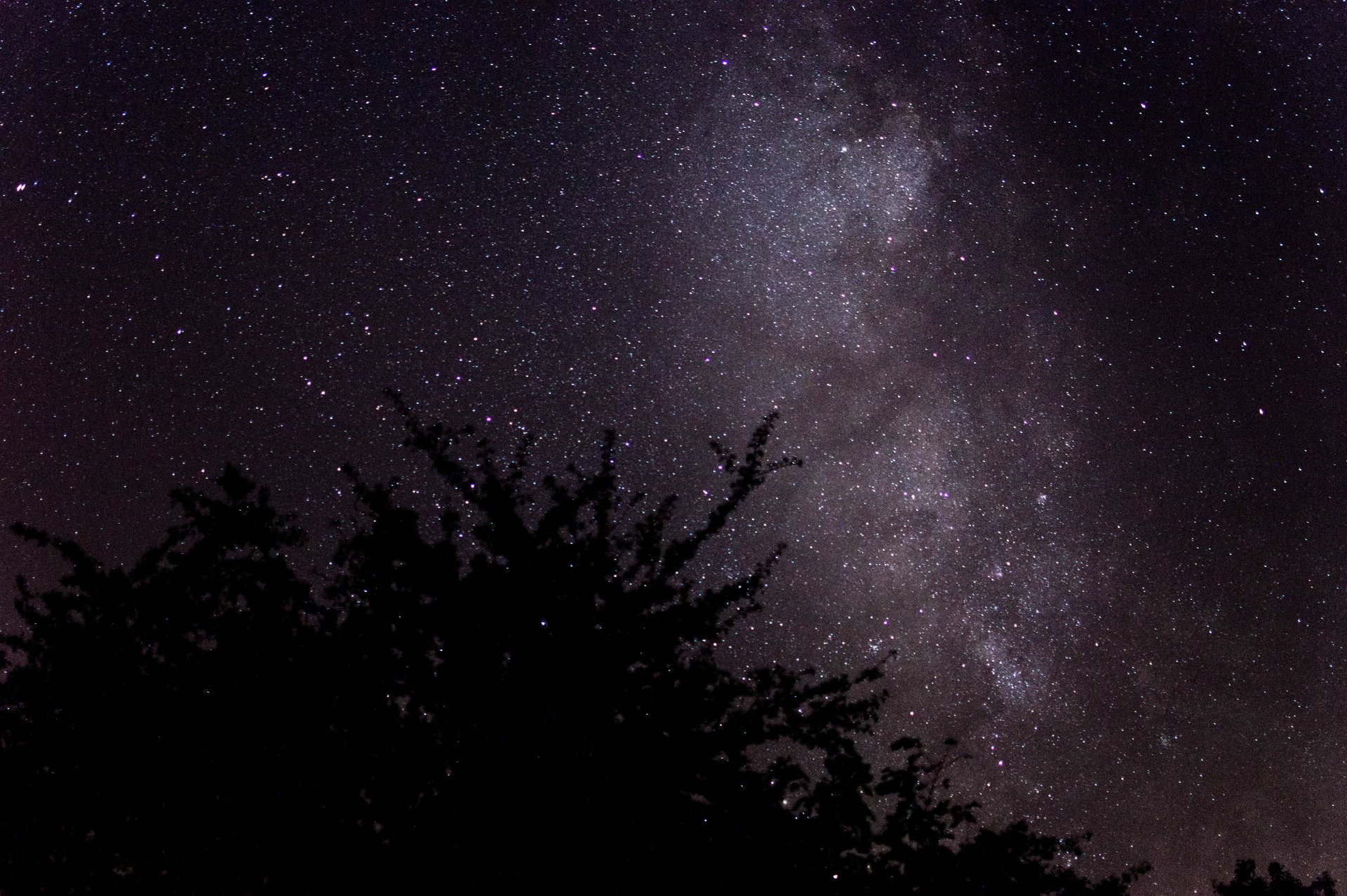 espacio estrellas noche siluetas