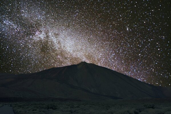 Cosmic eruption of the universal starfall