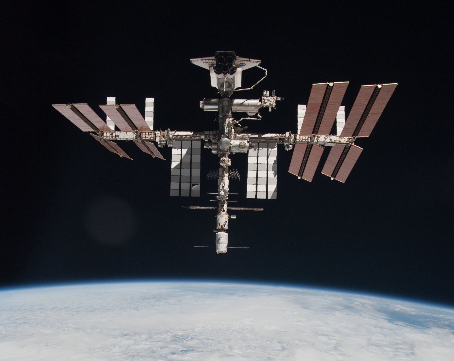 iss space shuttle dock raum satellit