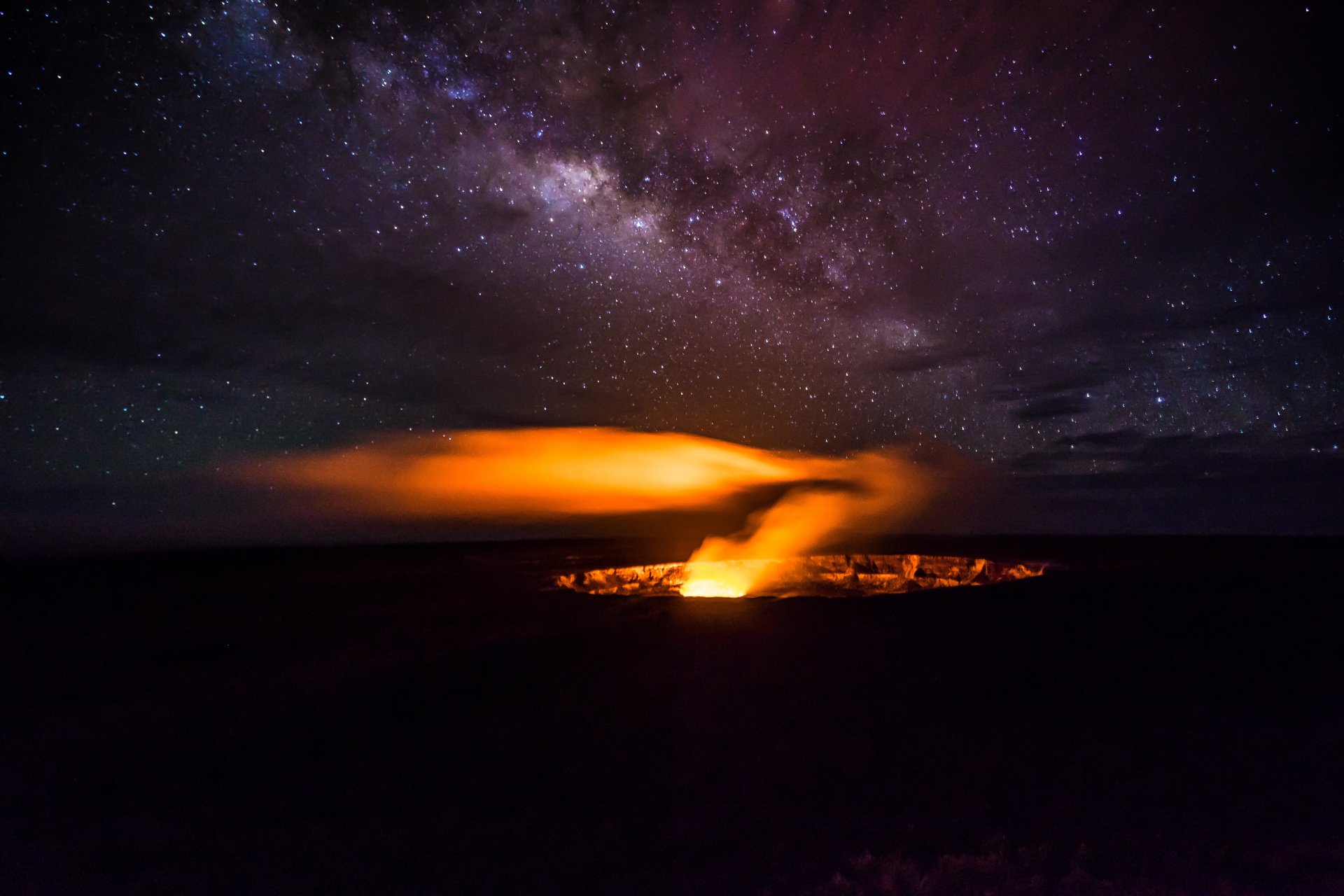 vía láctea cráter fuego lava estrellas secretos