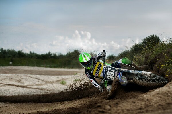 Carreras deportivas de motos de tierra