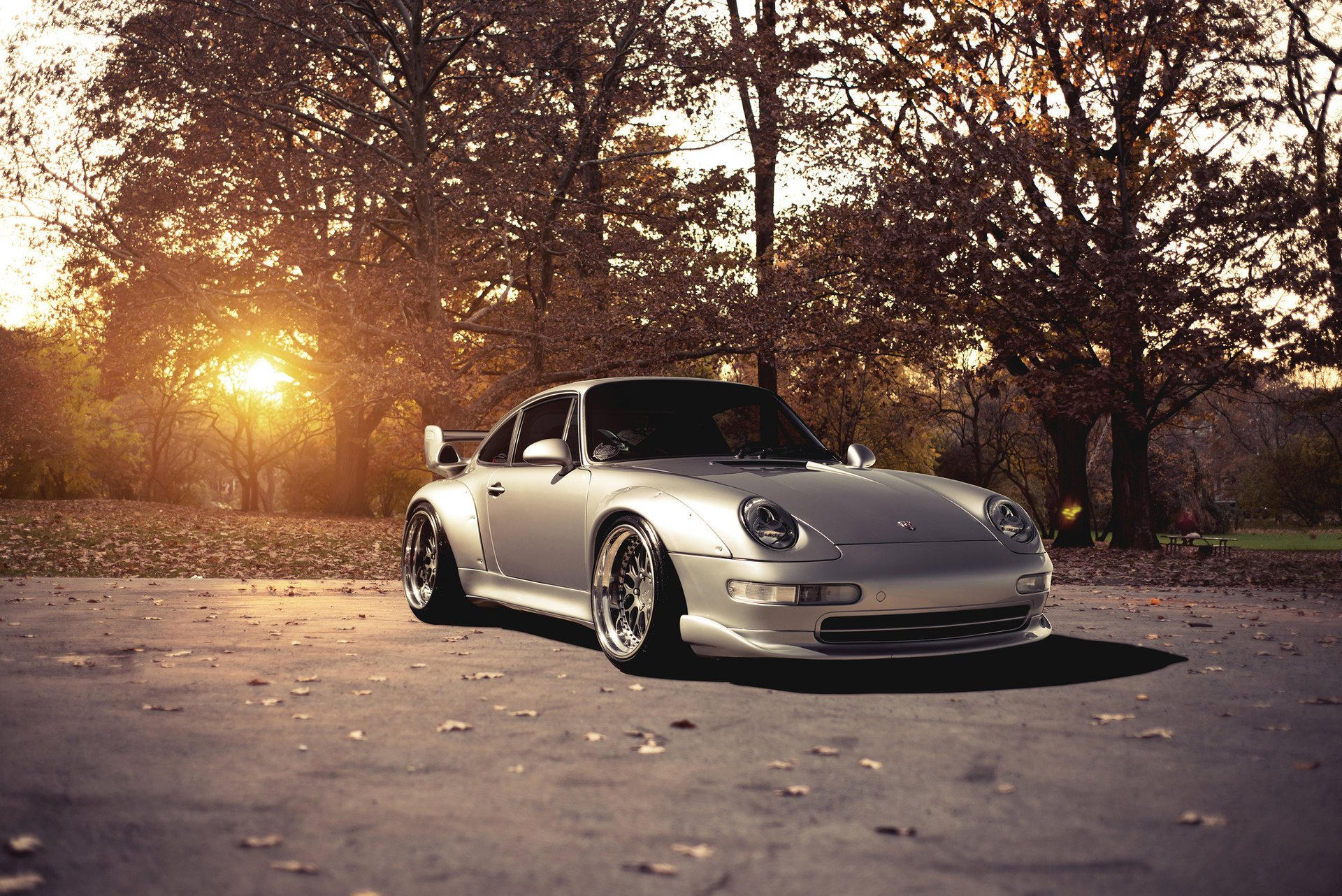 993 911 gt2 porsche porsche silvery front