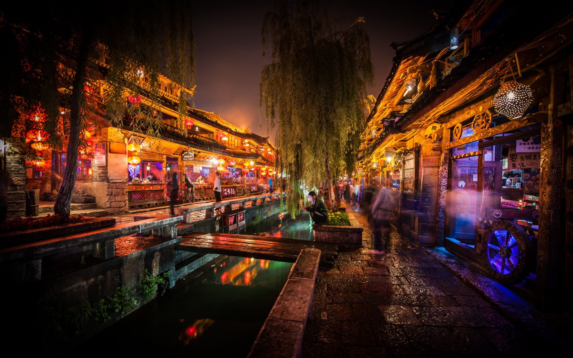 china night shot lijiang oscuro mercado canal