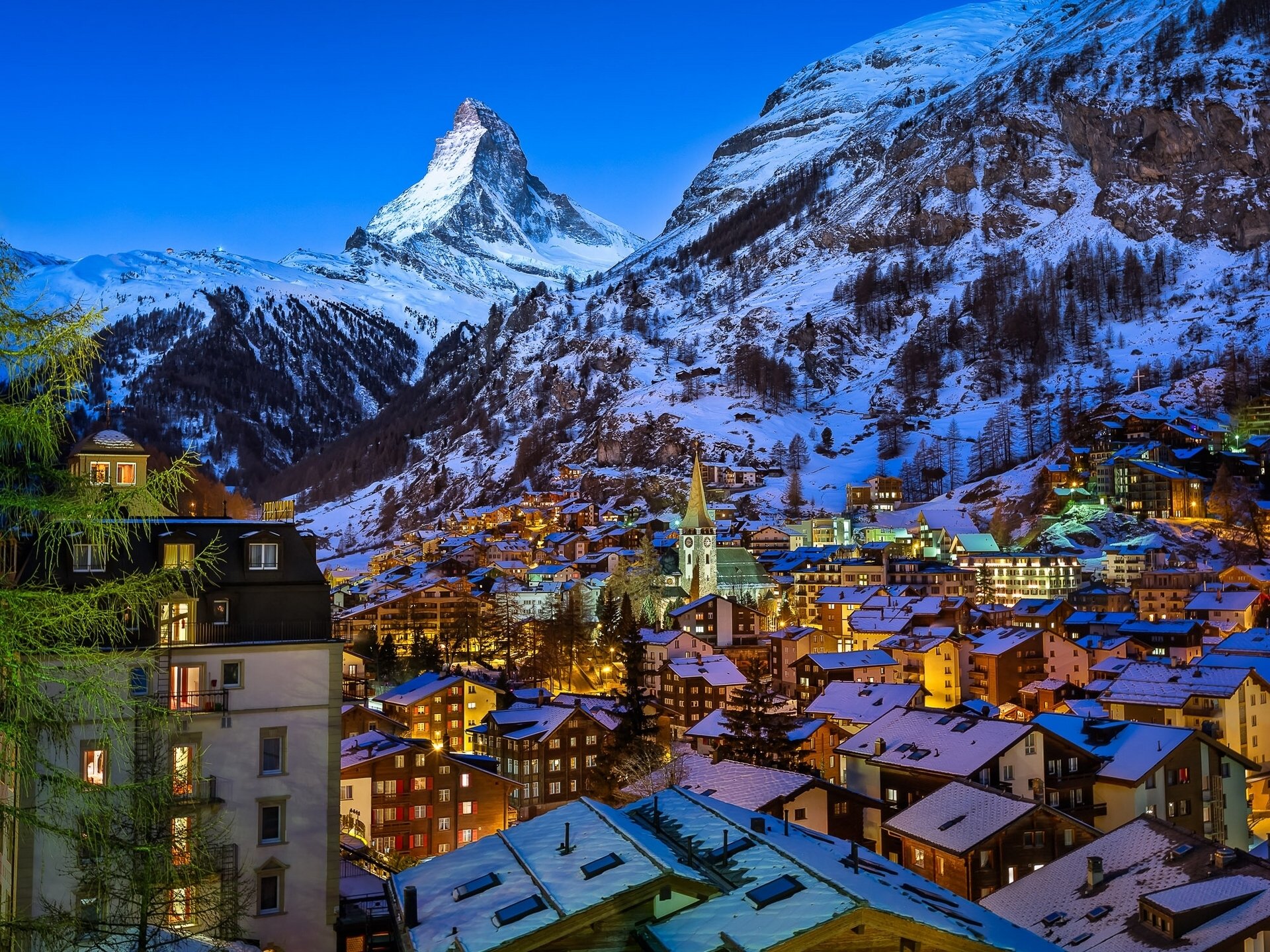 valle di zermatt svizzera cervino picco alpi svizzere alpi pennine zermatt cervino montagna alpi montagne vetta montagna villaggio case edifici panorama