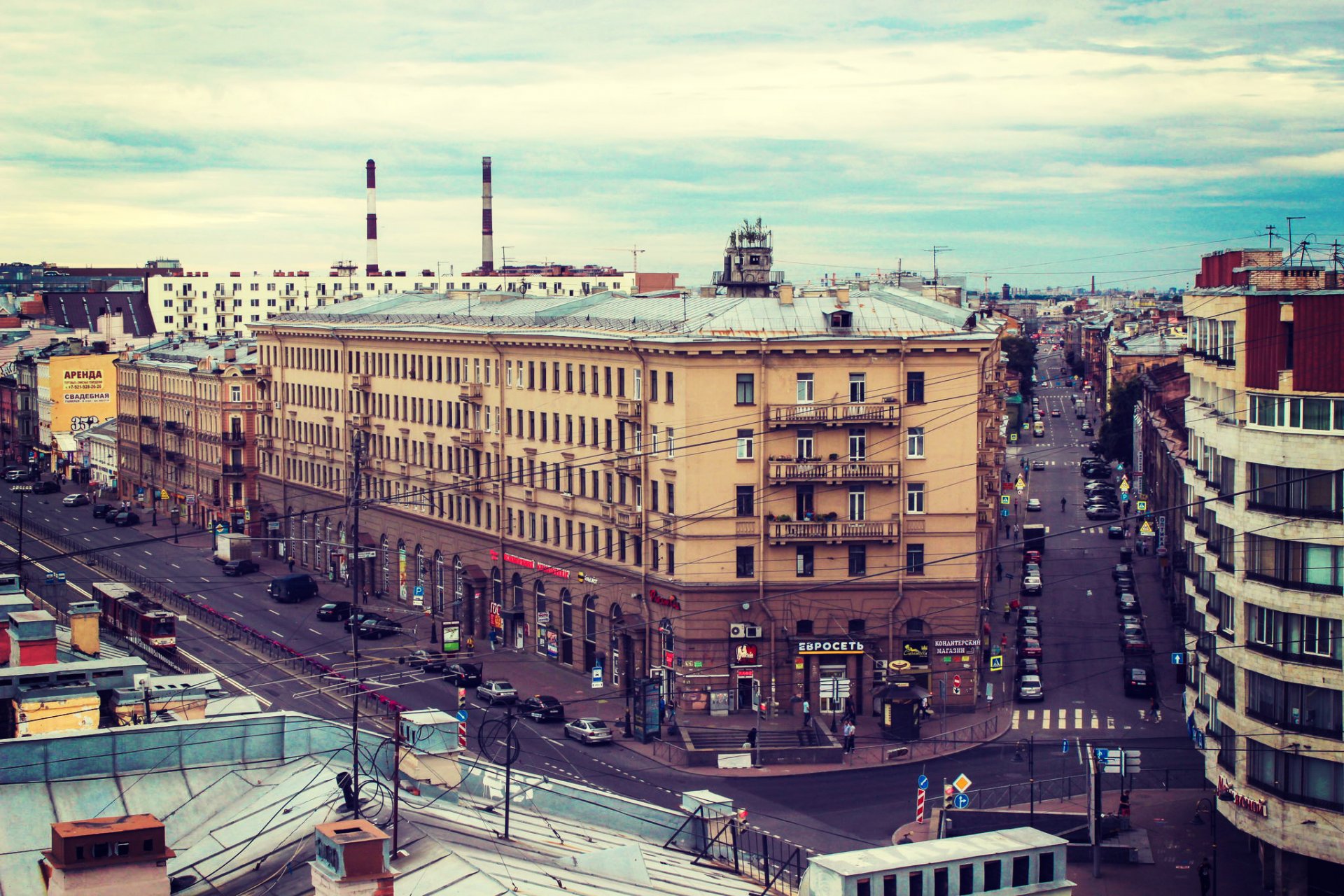 san pietroburgo san pietroburgo russia san pietroburgo leningrado strada case edifici tetti