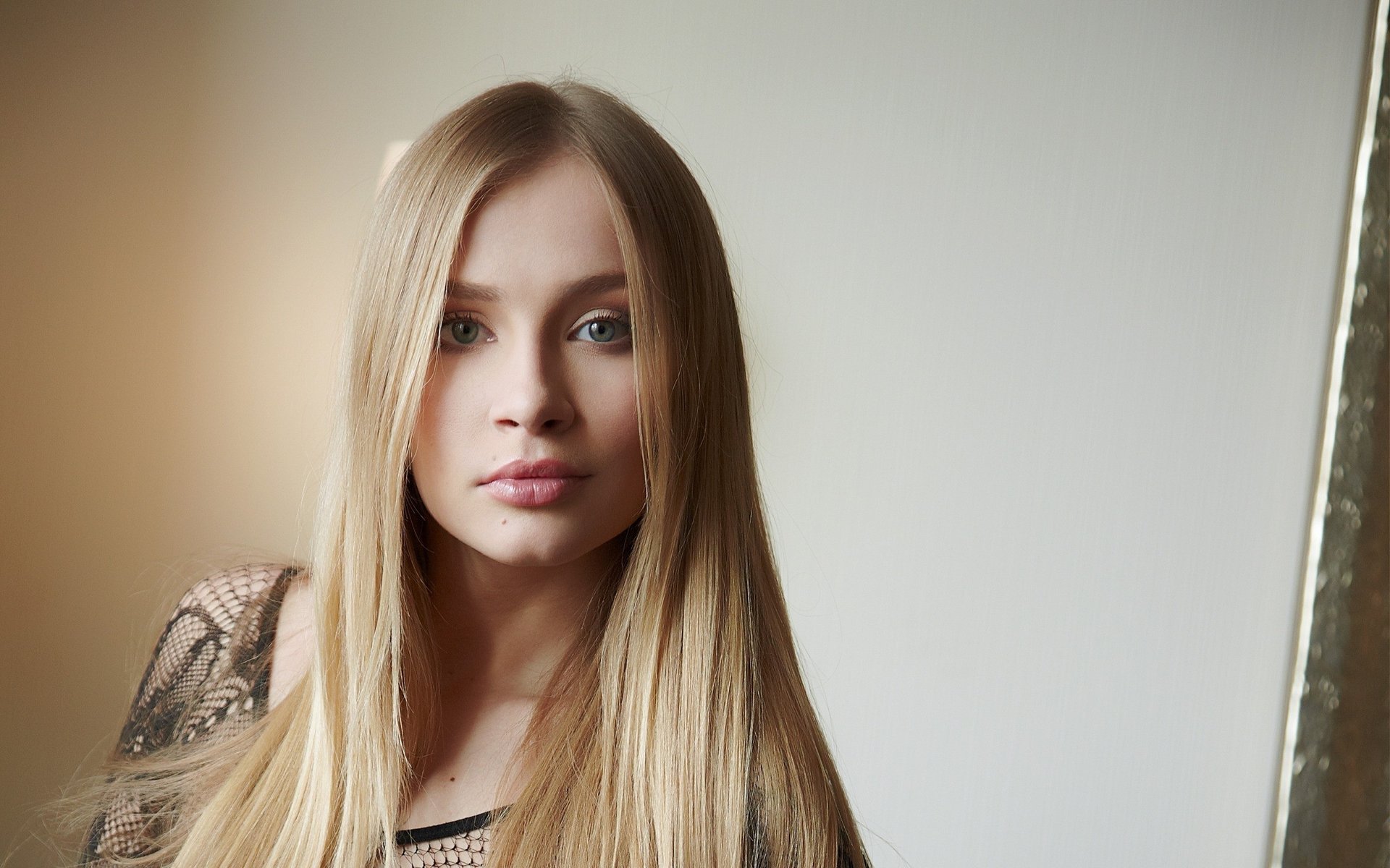 blond włosy wygląd