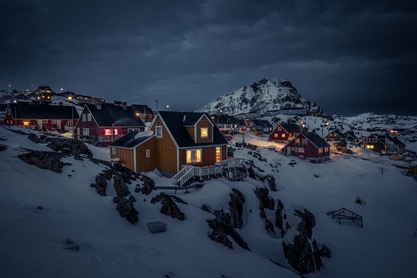 Cae la primera nieve blanca en Groenlandia