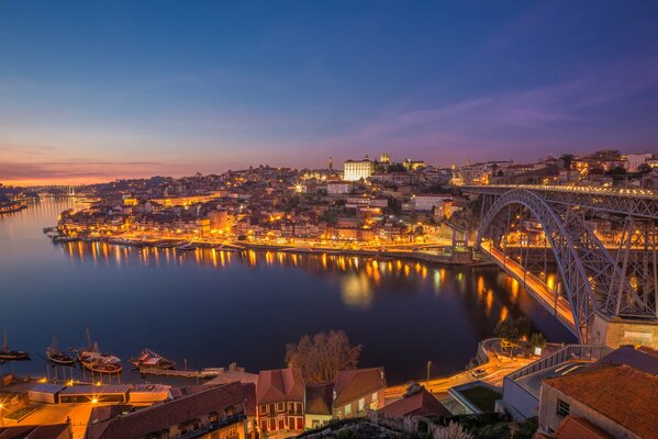 La ciudad de las luces y los deseos frustrados