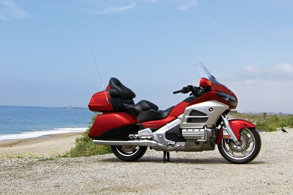 La moto rossa andrà alla donna