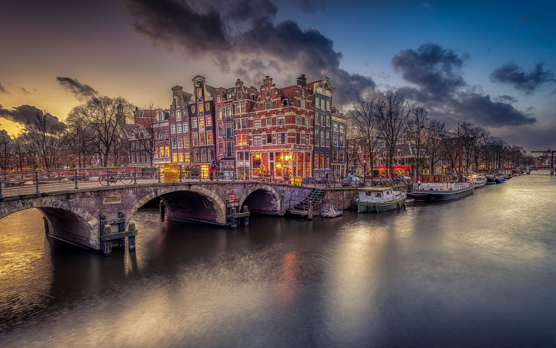 amsterdam canale ponte nuvole