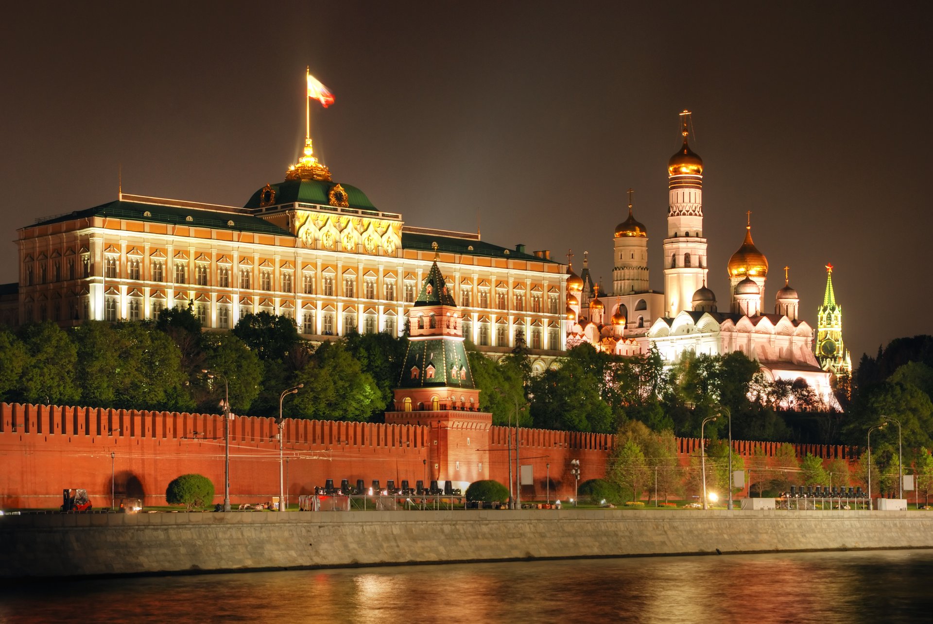 moscow russia kremlin city night