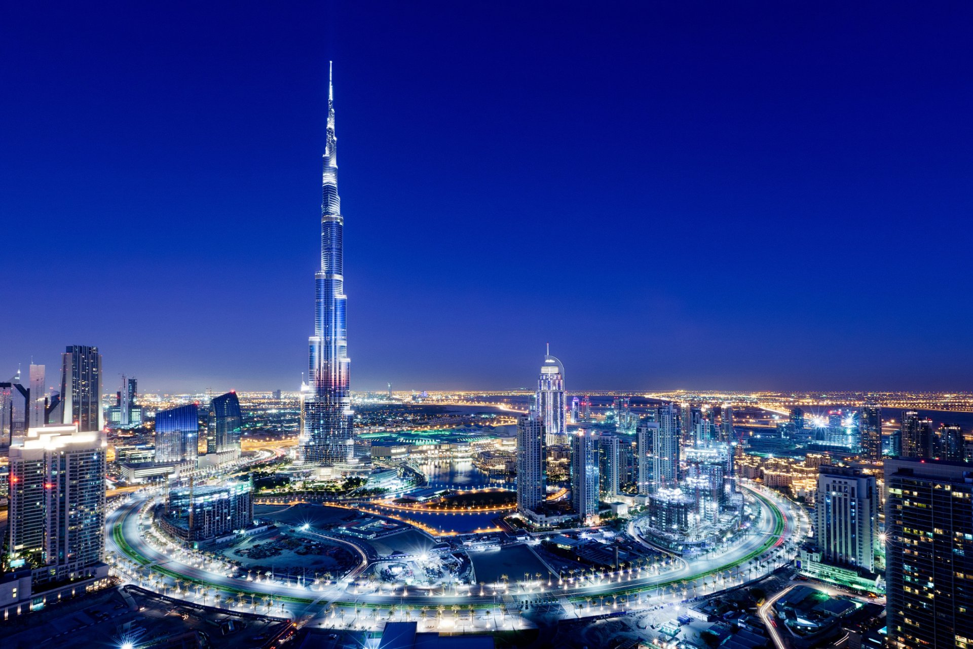 vereinigte arabische emirate stadt dubai burj khalifa tower lichter abend